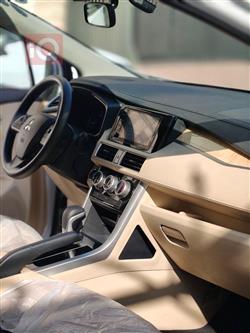 ميتسوبيشي اكسباندر